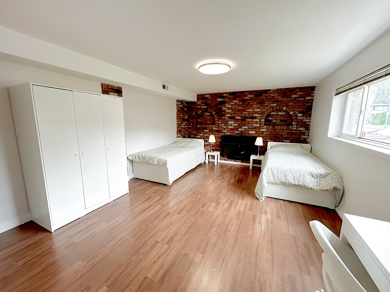 Room in House for Rent - 7005 Maureen Cres, Burnaby, BC 2
